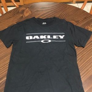 OAKLEY BLACK TEE